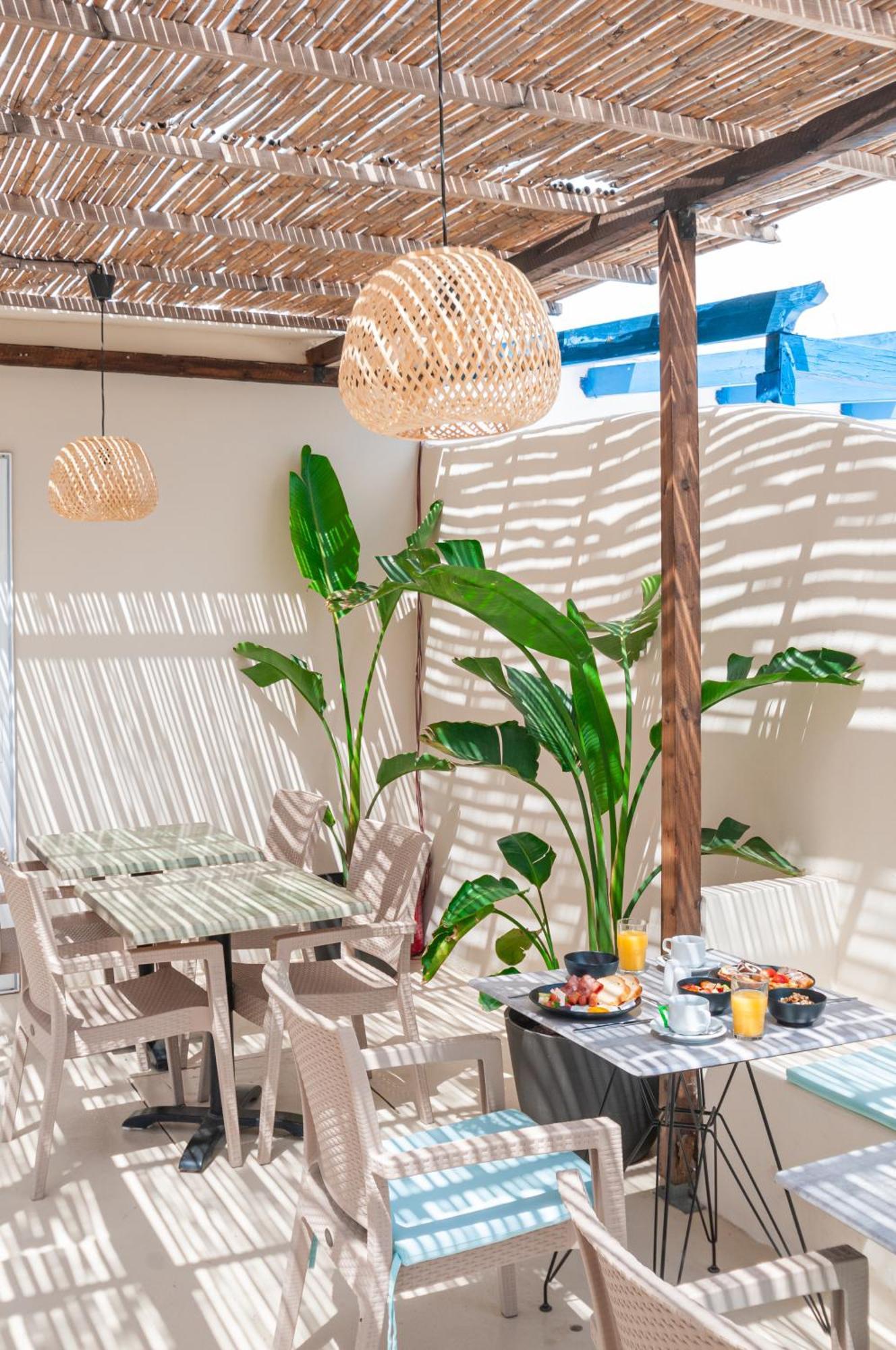 Atma Beach Rooms & Suites Faliraki Extérieur photo